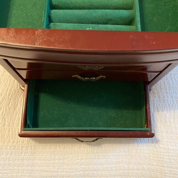 Vintage wood jewelry box - Picture 2 of 6